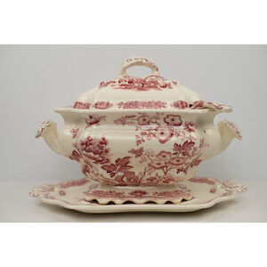 Vintage Antique Mason's Red Manchu Soup Tureen Underplate and Ladle